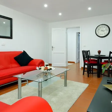 Villa Puerto Del Carmen Sleeps 4 Pool Wifi