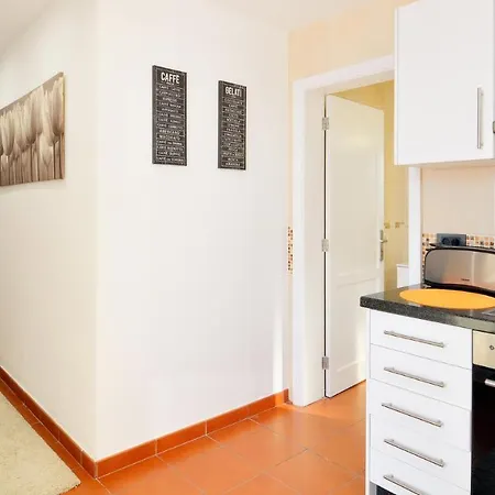 Villa Puerto Del Carmen Sleeps 4 Pool Wifi *